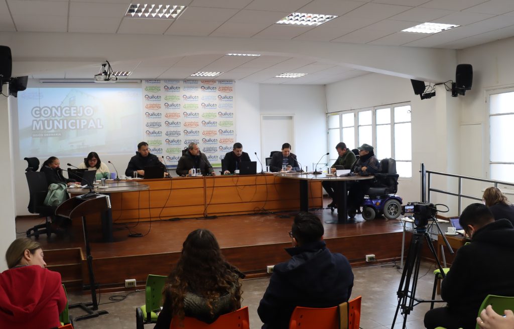 Municipalidad de Quillota invierte casi 40 millones de pesos en becas